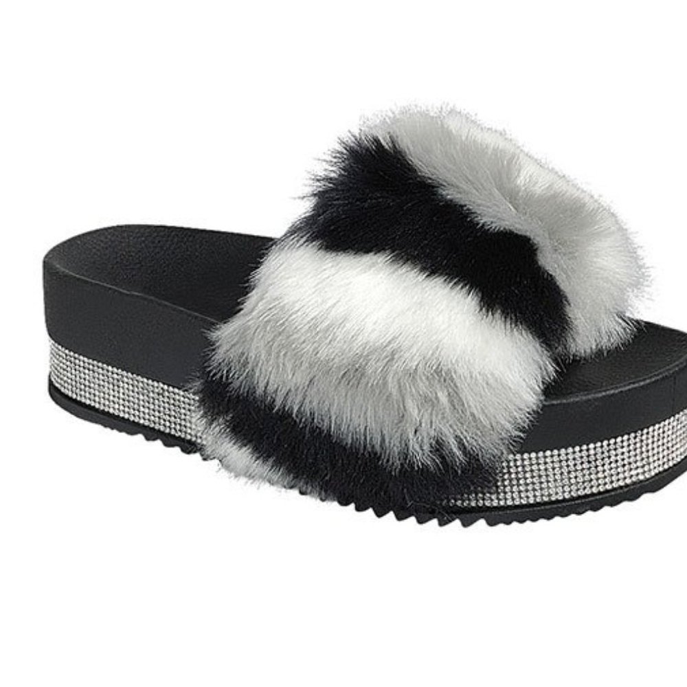 Black & Gray Suzy Faux Fur Rhinestone Platform Slide ( Size 7) - Picture 2 of 3